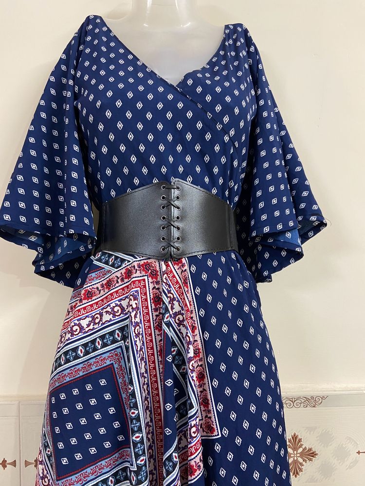 LONG MAXI DRESS WITH UMBRELLA SLEEVES