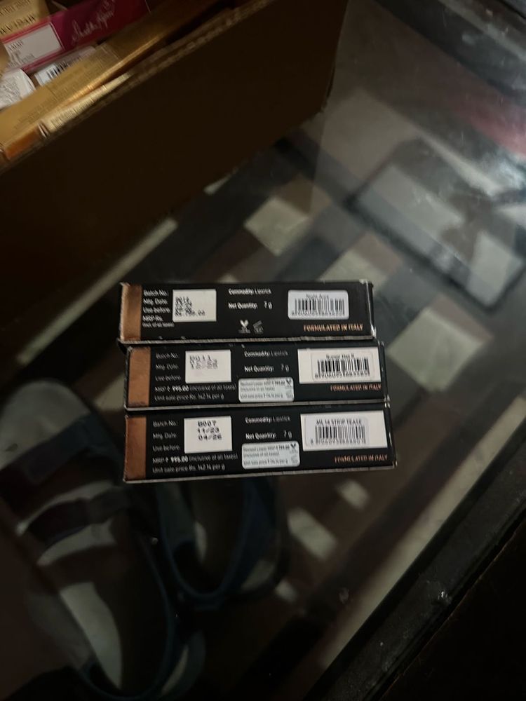 3 Lipstick