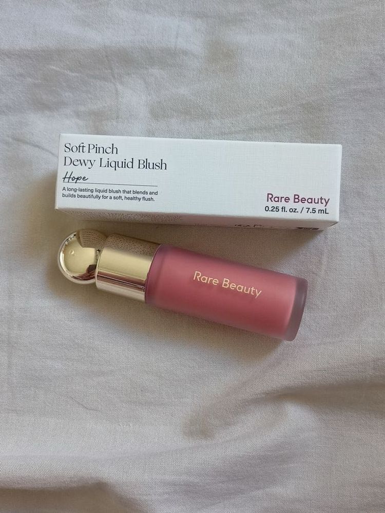 RARE BEAUTY BLUSH