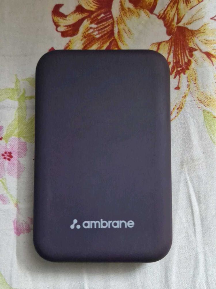 Ambrane Power Bank. It's a Magsafe powerbank for I