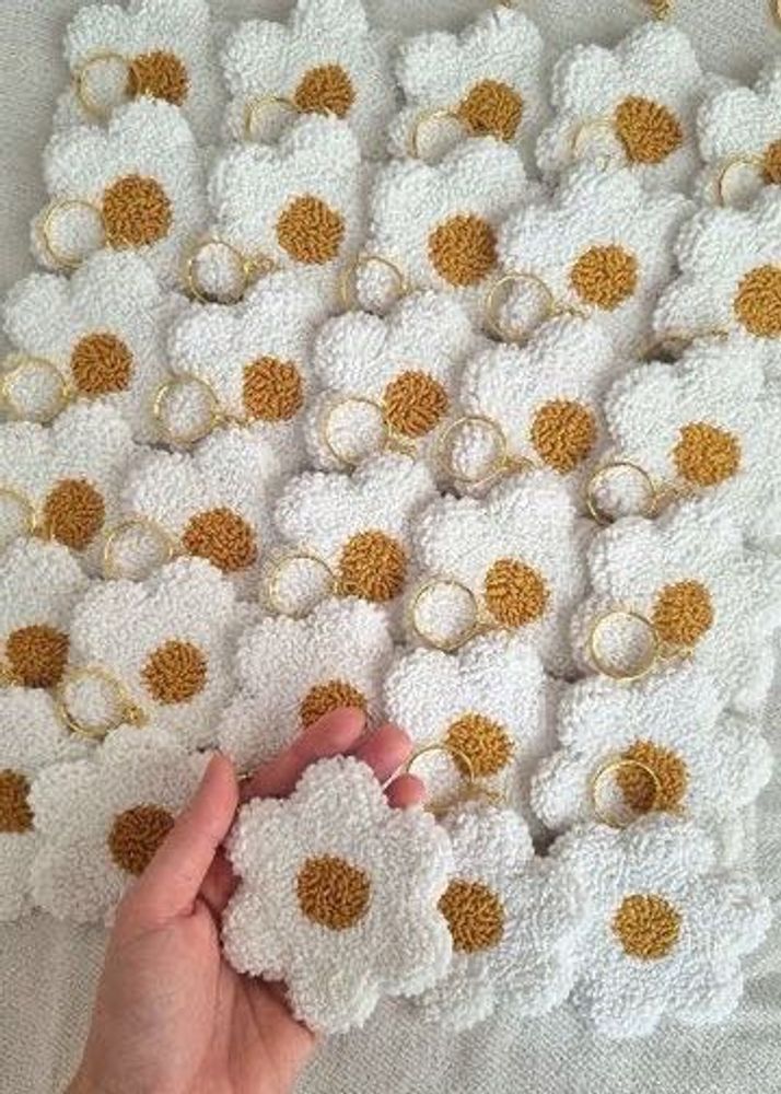 Daisy Handmade Keychain