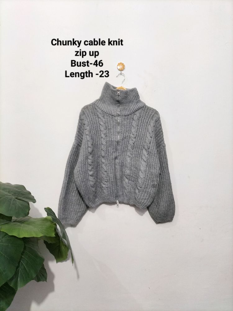 Chunky Cable Knit 🧶