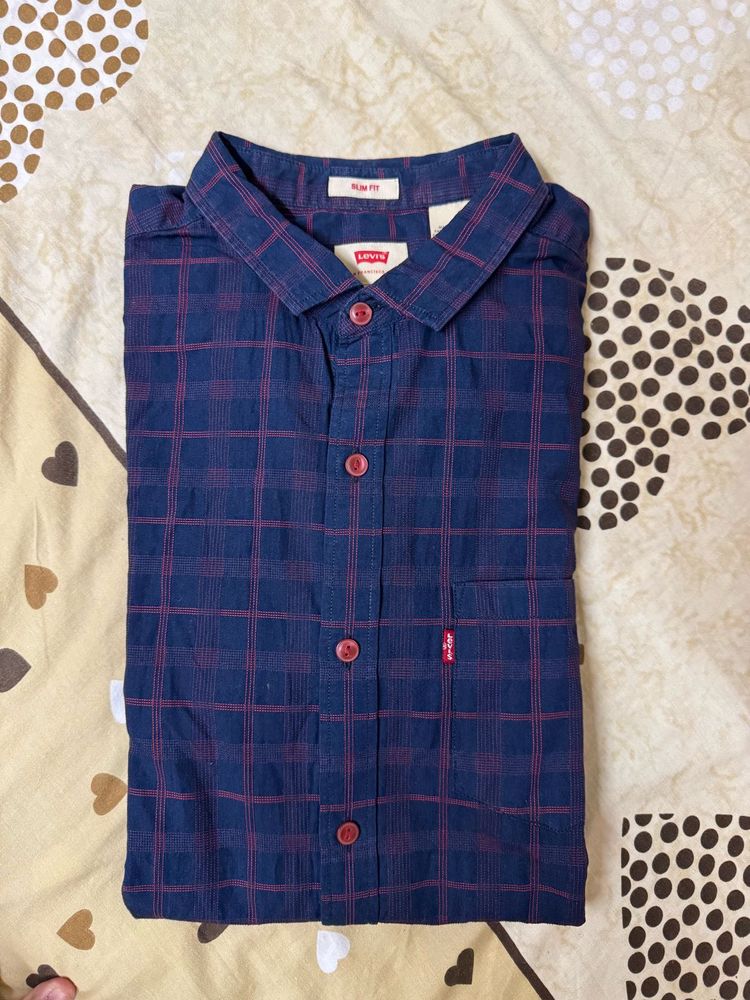 Levi&#39;s Blue Checkered Shirt