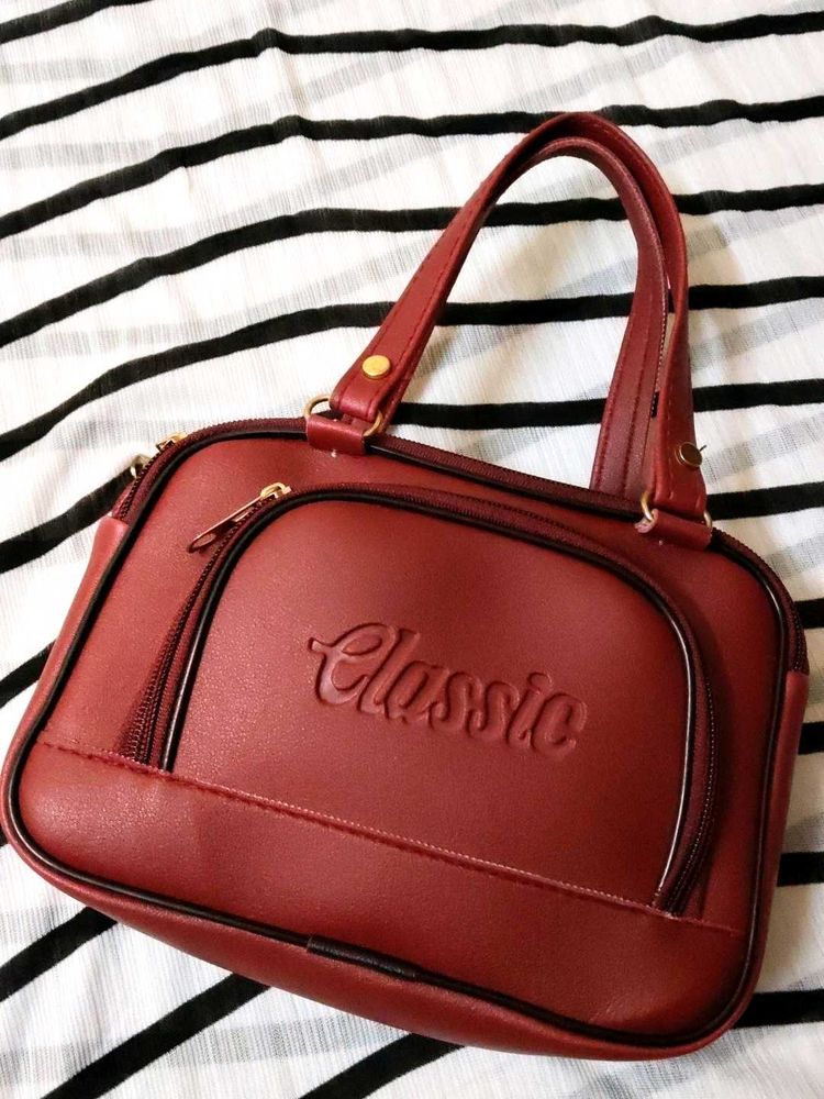 Make Offer:-Vintage &#39;Classic&#39; Handbag