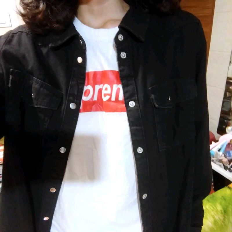 Classic Black Denim Jacket - Timeless Style