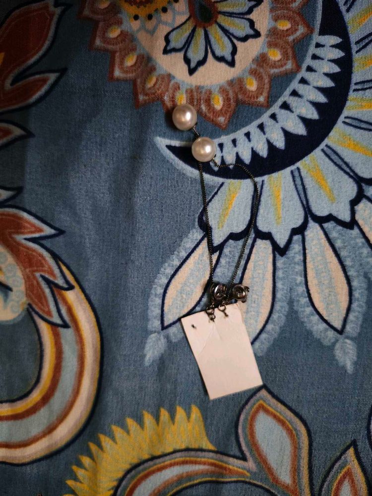 Sui Dhaga Earrings