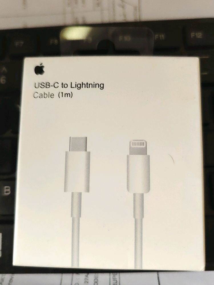 Apple  Usb-C To Lightning Cable Original 6 Month W