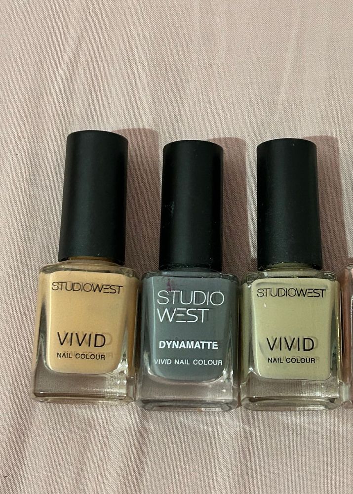 Studio West Nail Polish Set