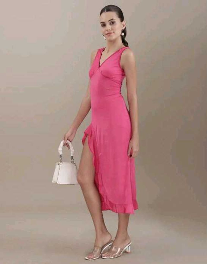 Deep V-neck with crossover front Hot dress