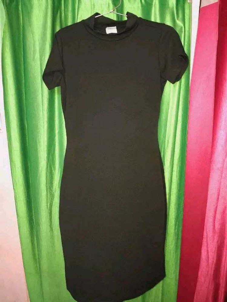 Black Bodycon Dress
