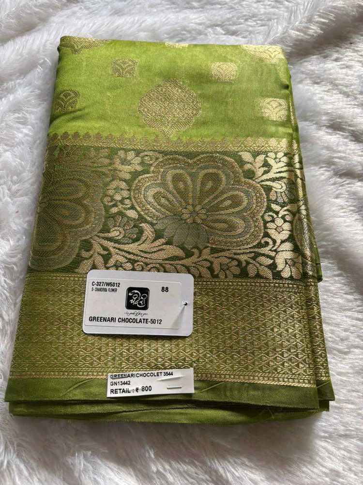 Elegant Green Zari Saree❤️