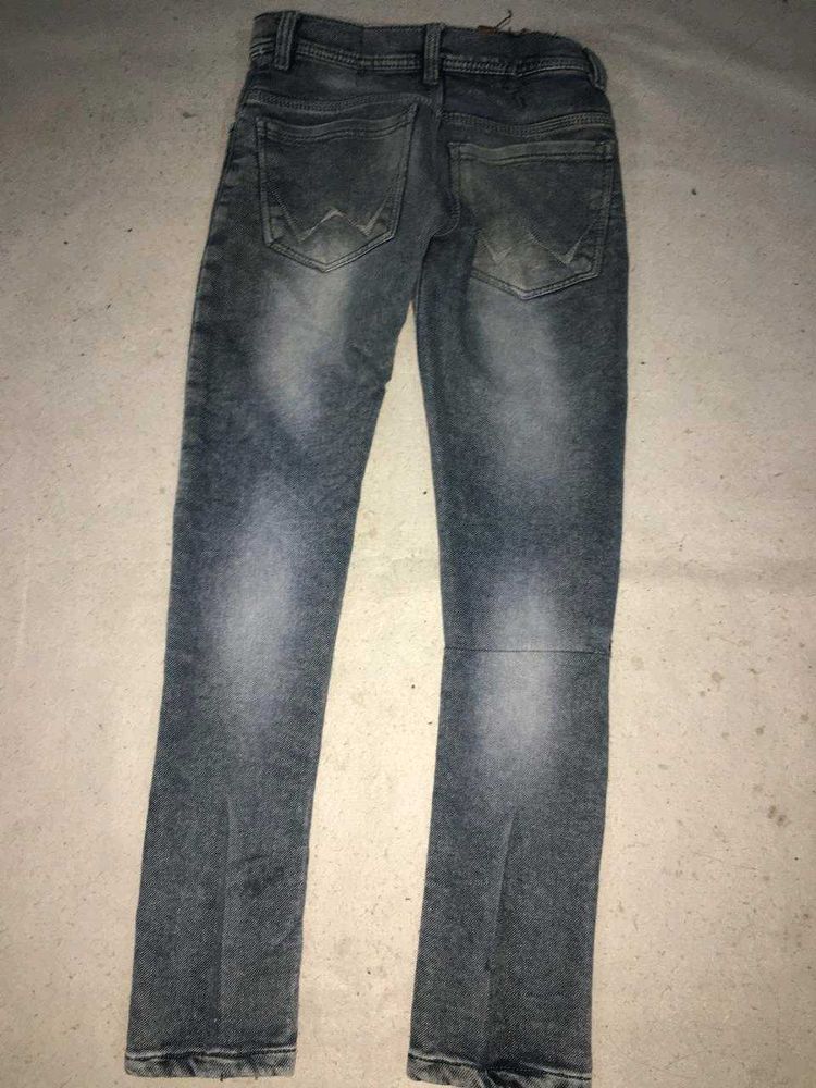 Wrangler Distressed Jeans