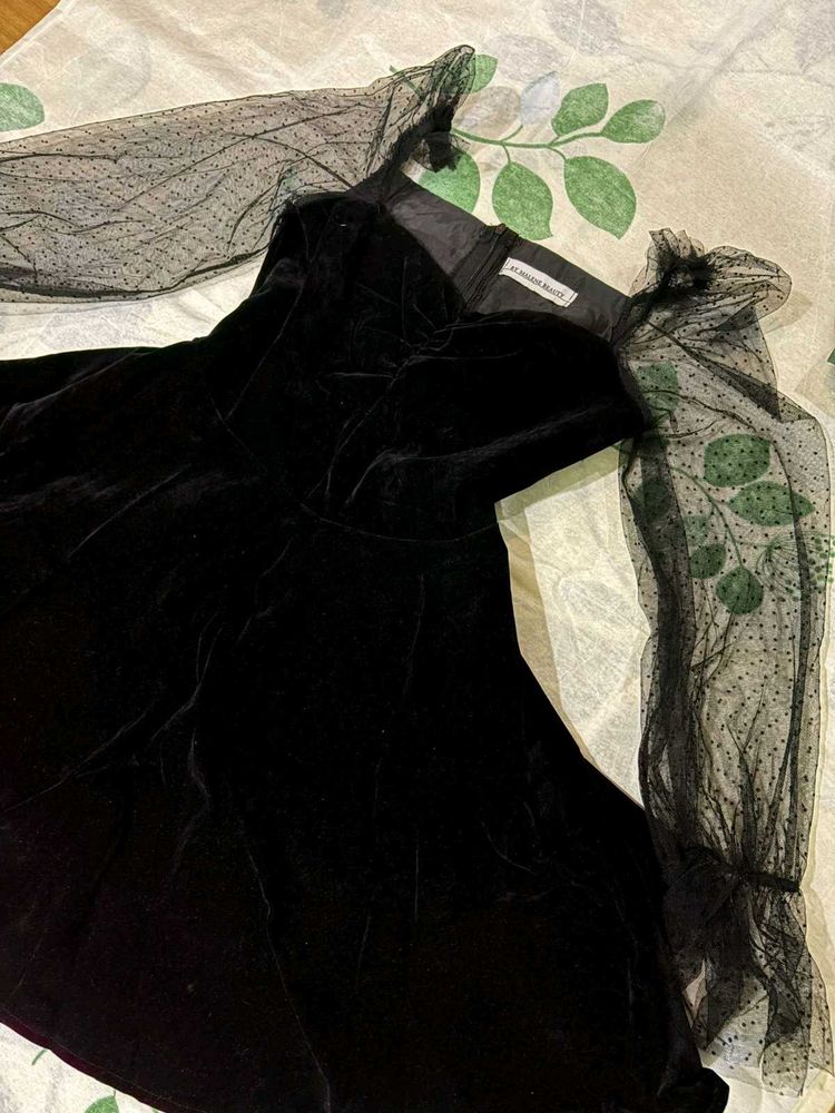 BLACK Velvet Party Dress