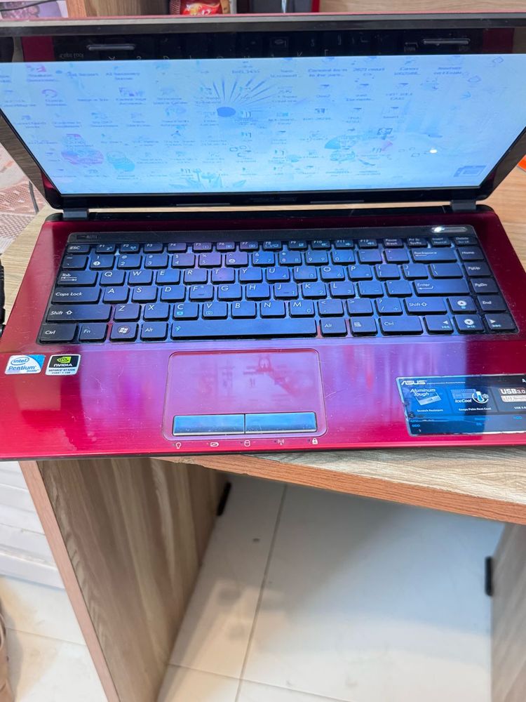 Red Asus Laptop
