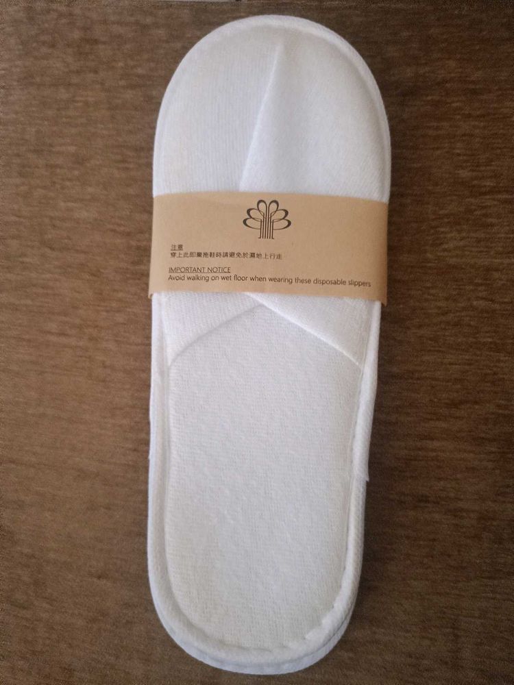 TRAVEL SLIPPER PAIR