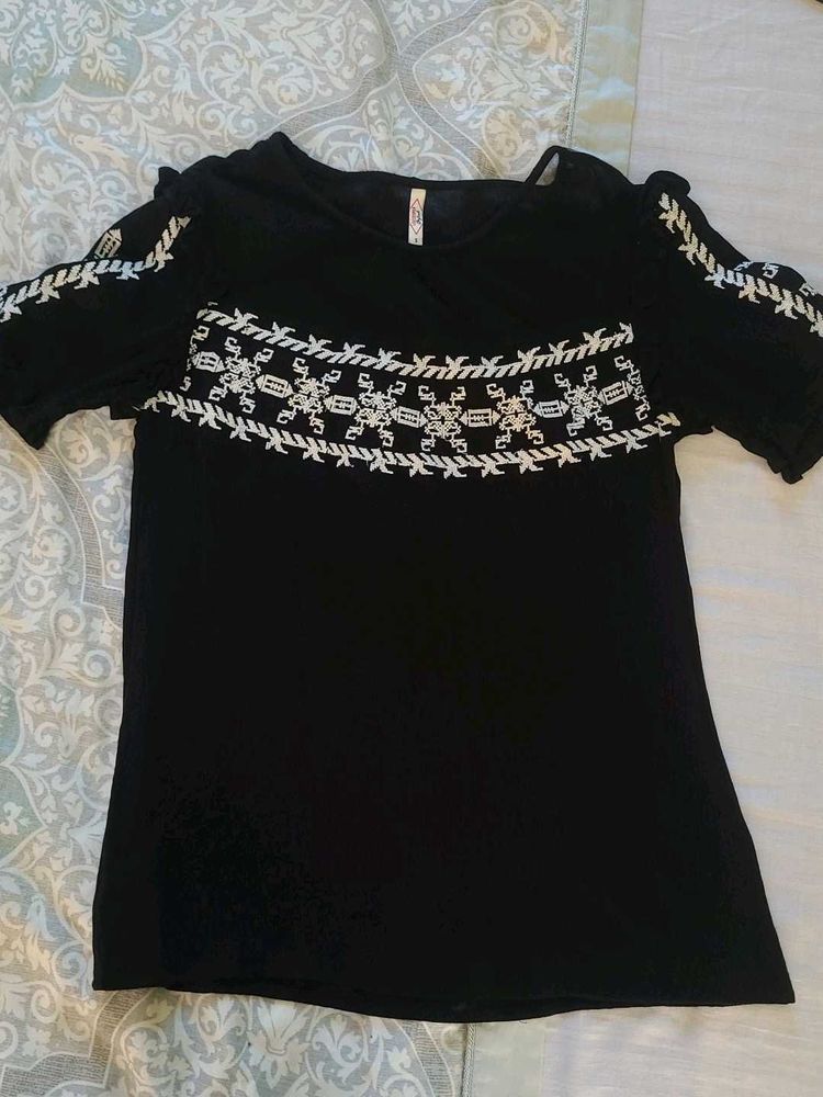 BRAND NEW LEE COOPER TOP!