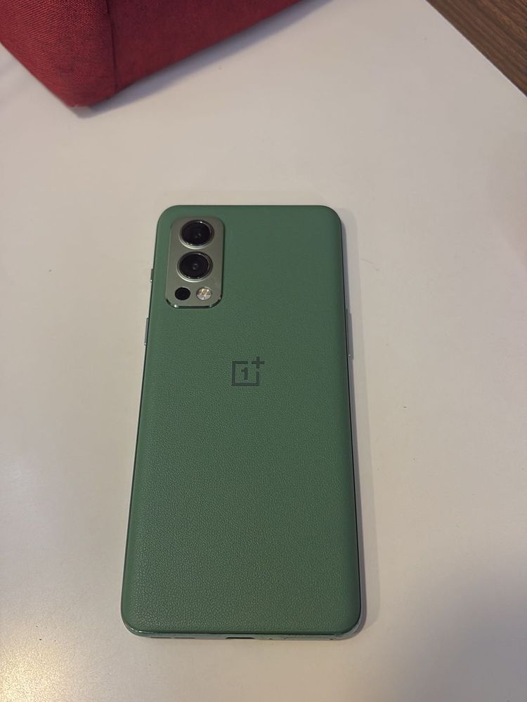 One plus nord 2, 5g with charger