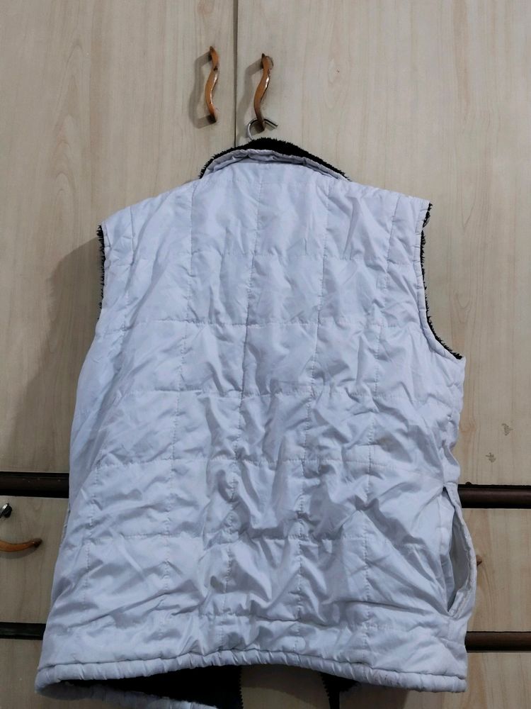 A Cut Sleeve Jacket