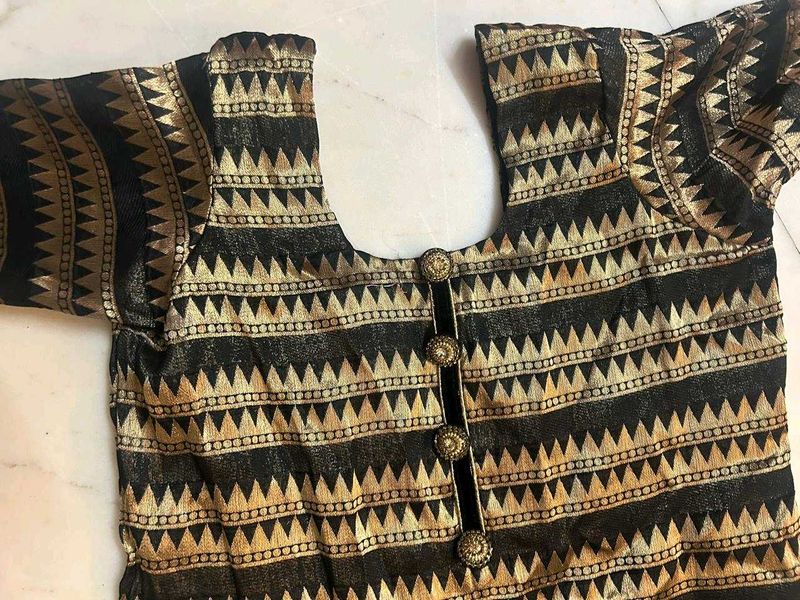Elegant Black &amp; Gold kurti
