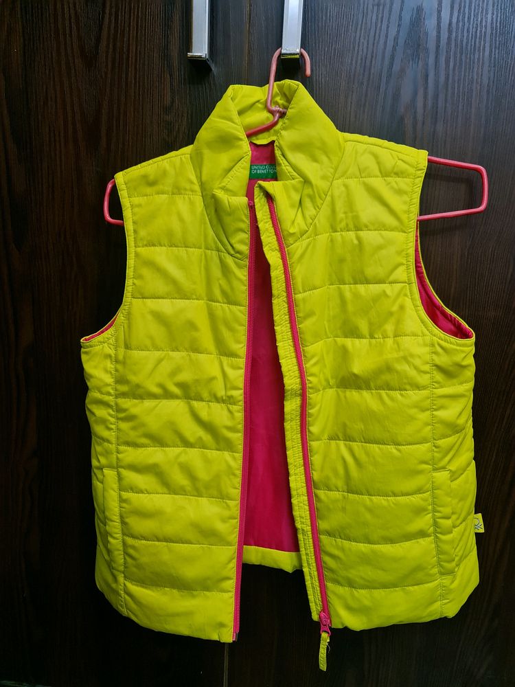 Puffer Jacket In Neon Yellow