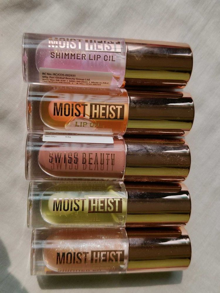 moist heist Lip Oil  - Swiss Beauty