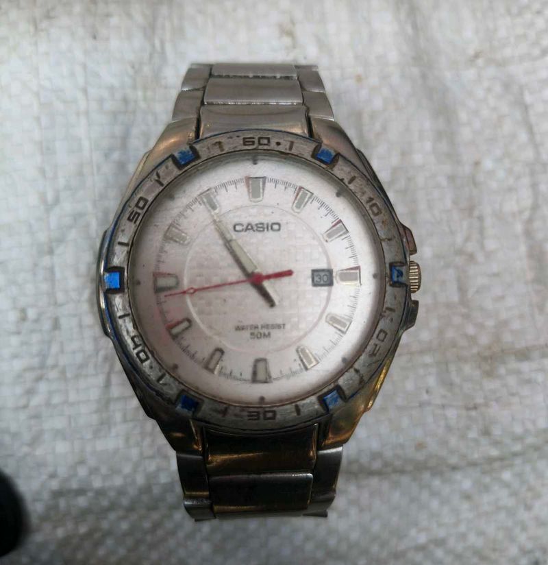 Casio Enticer Analog White Dial watch