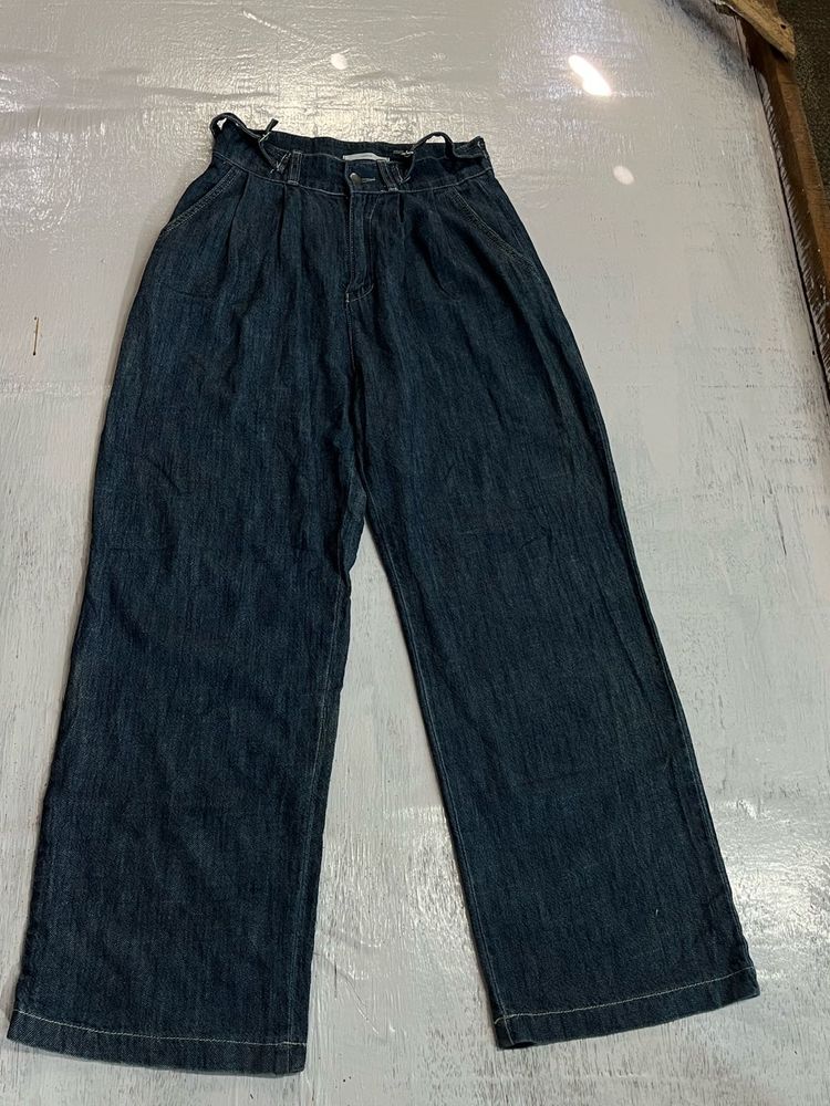 Koren Baggy With Adjustable Waist