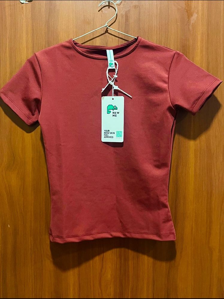 ❗️NEW ME Burgundy Ribbed Short Sleeve Top