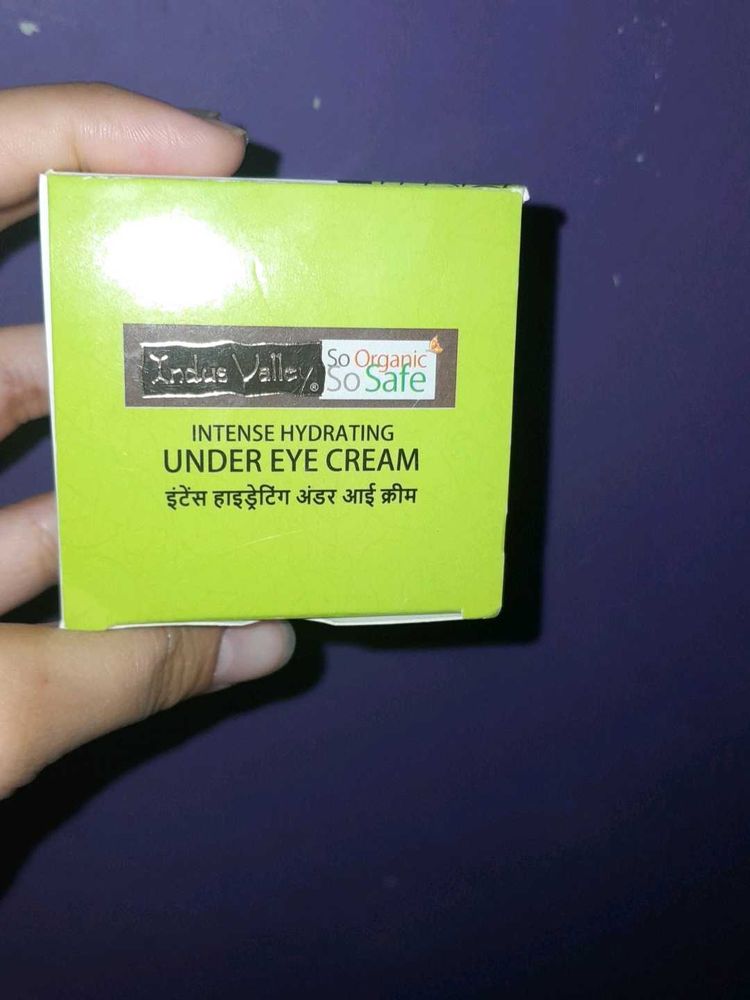Intense Hydrating Under Eye Cream