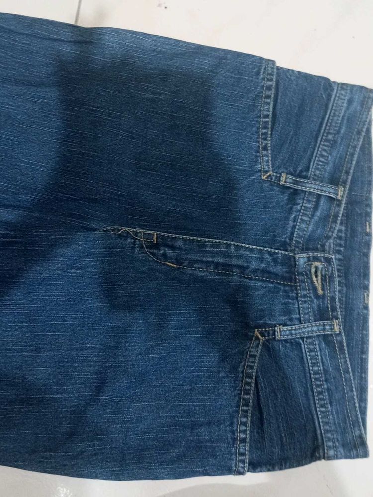 Denim Jeans and cute fury jacket combo