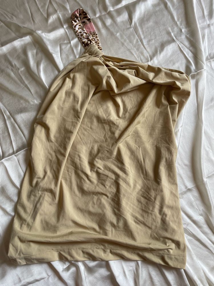 One Shoulder Top