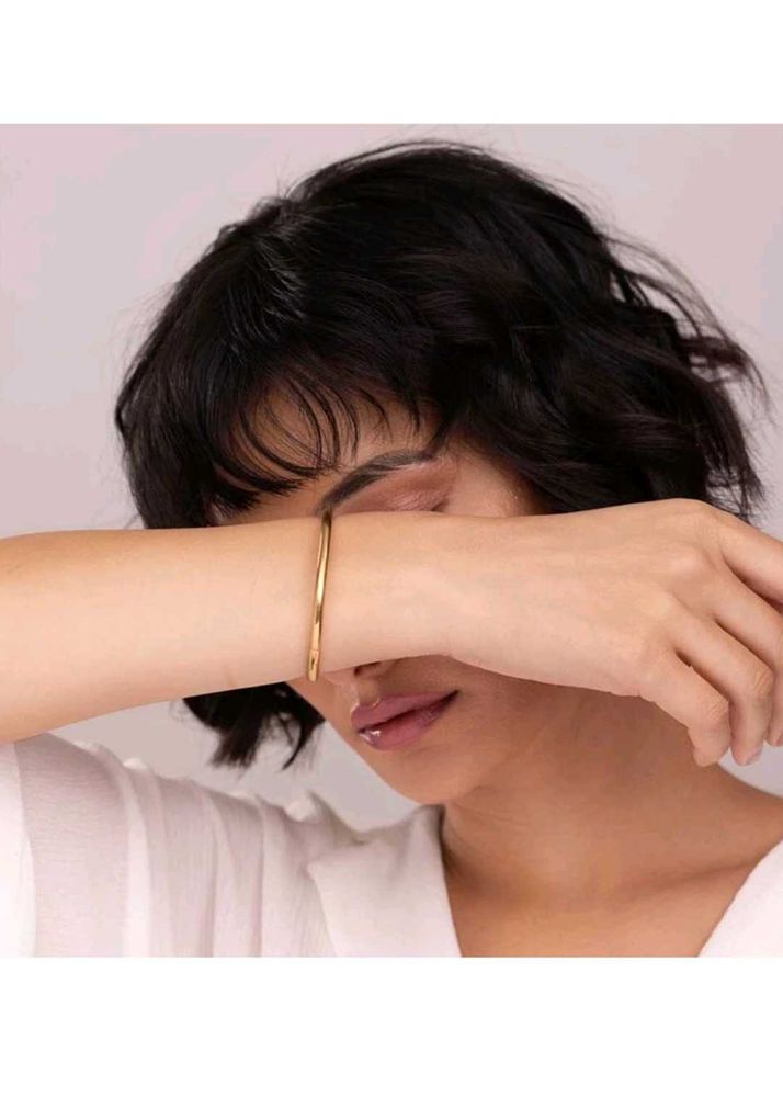 Silver Tone Bangle Bracelet