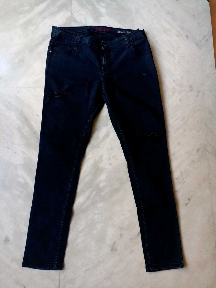 Denim Damaged Jeans for Women