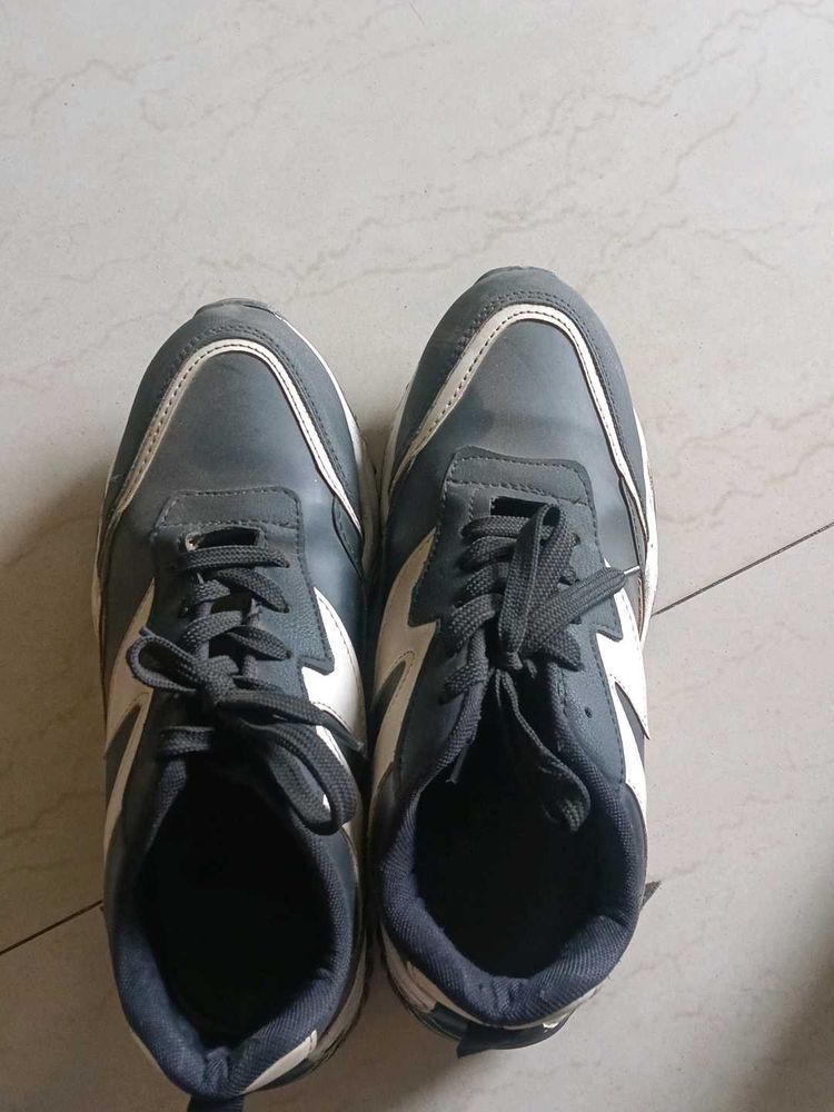 Stylish Gray Sneakers