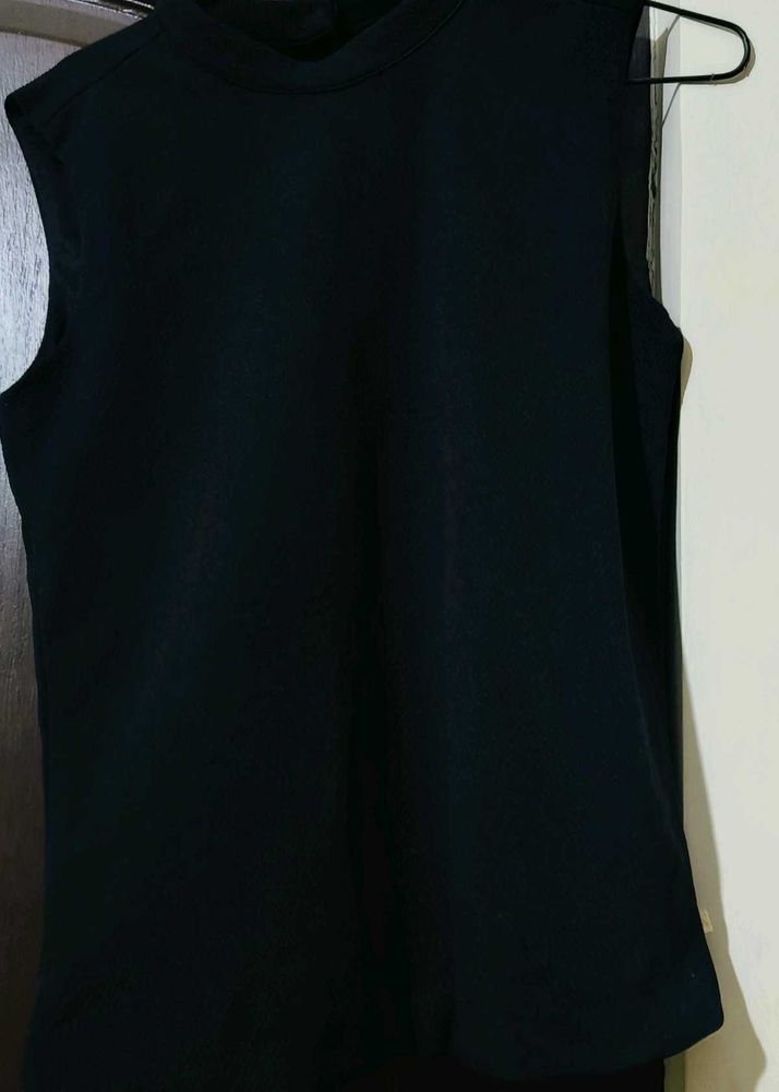 Sleeveless Black Top