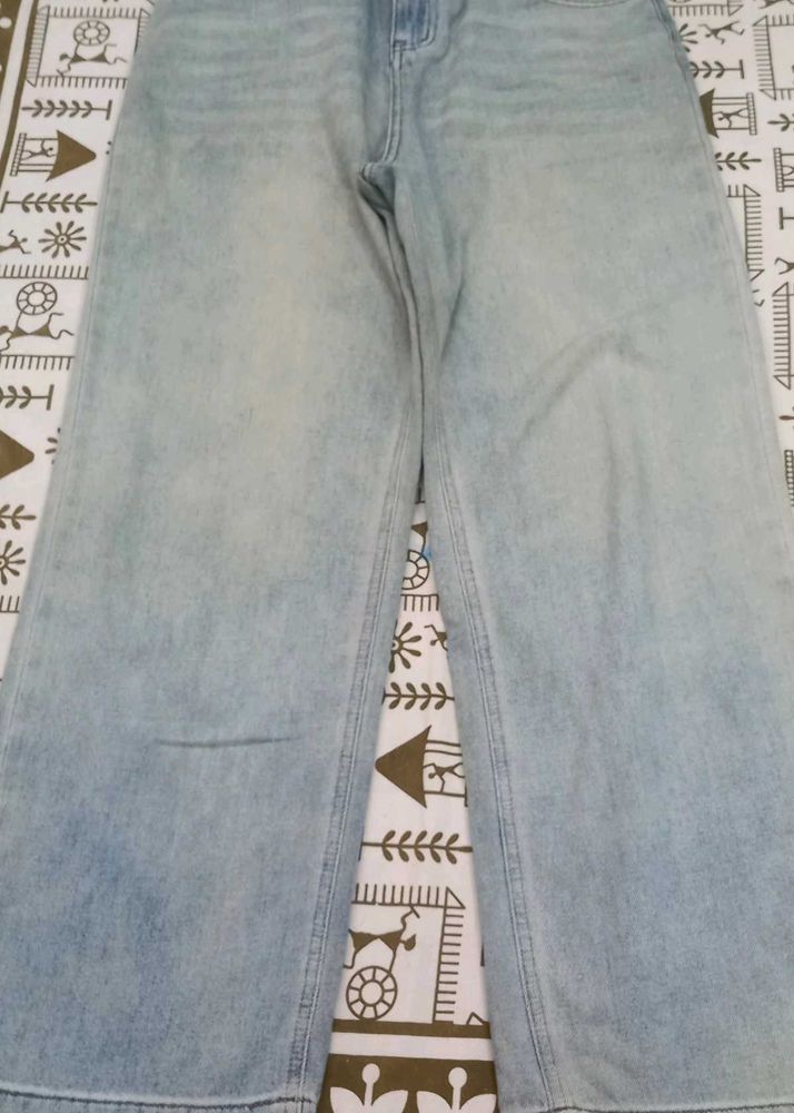 Urbanic - Light Blue Acid Washed Jeans
