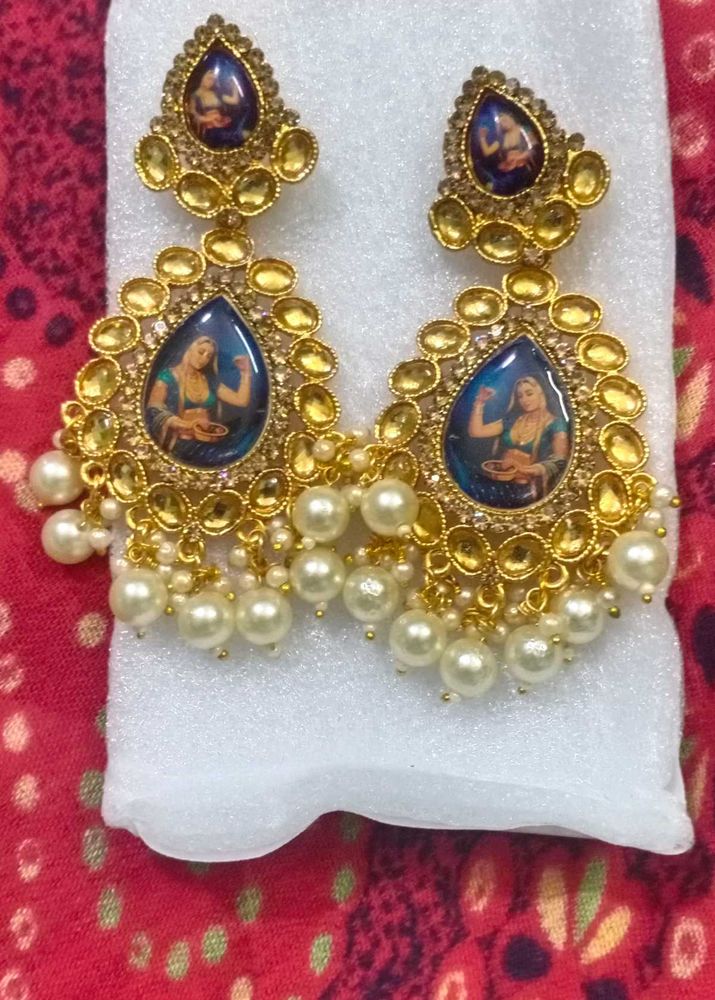 Elegant Ethnic Earrings
