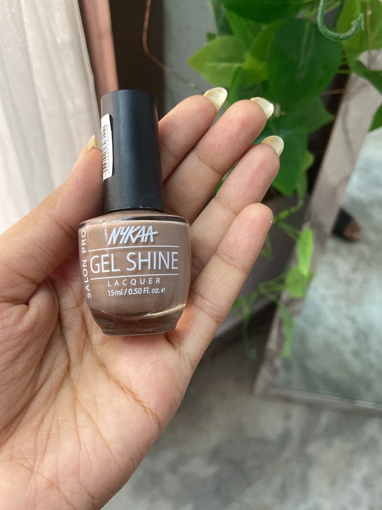 Beautiful Nude Shade.. Selling Cos I’ve Similar 1