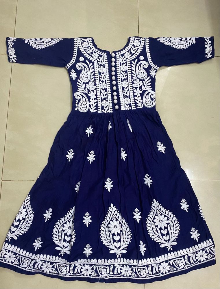 Kids Embroidry Kurti ( 6-7 Yrs)