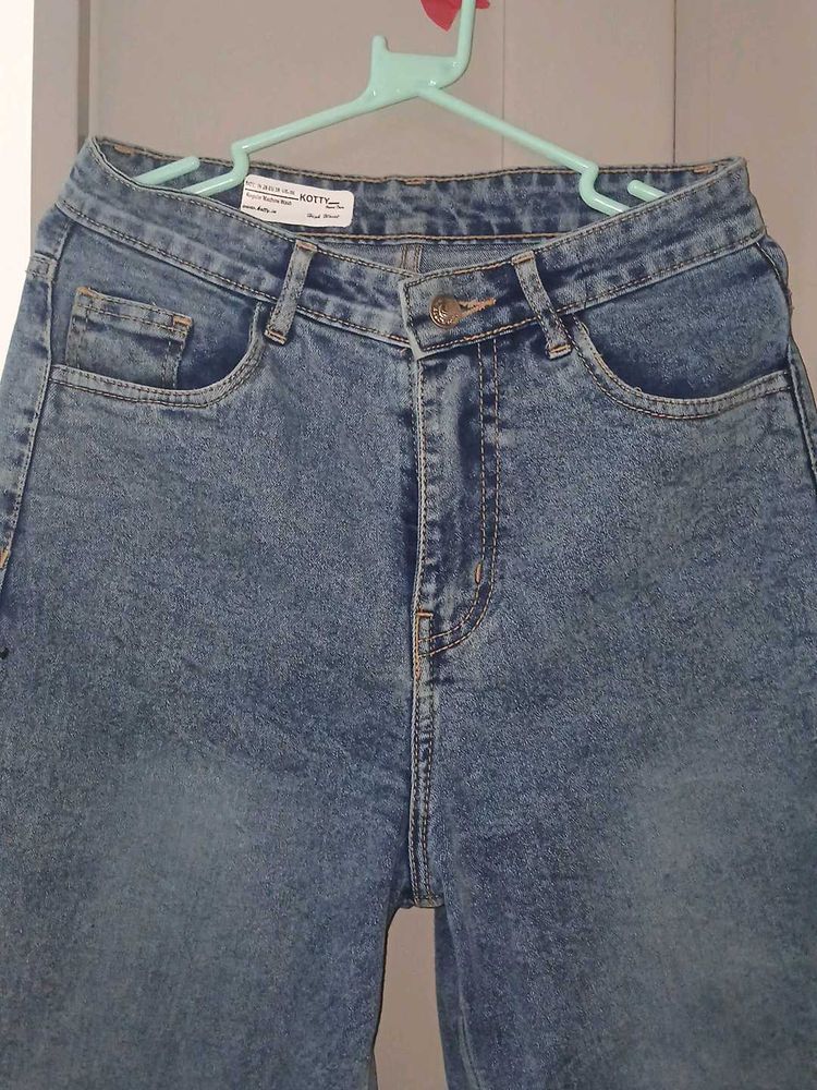 COMBO KOTTE Light Wash Jeans