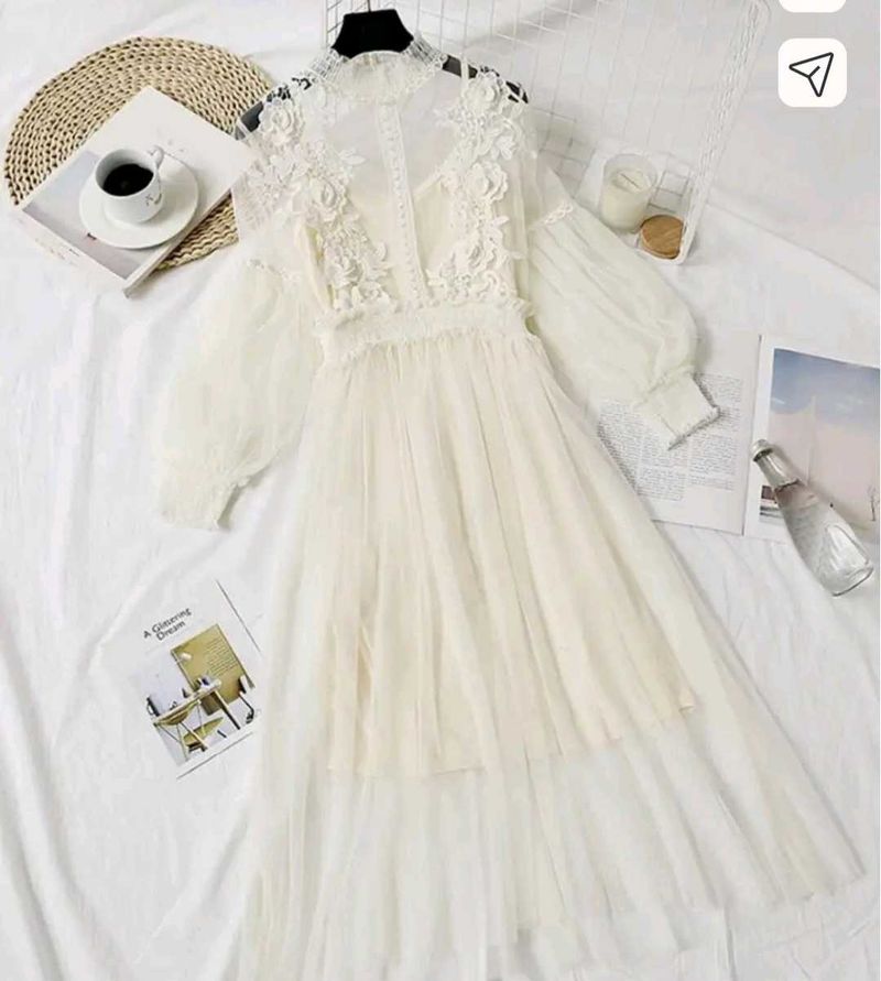 Elegant White Lace Dress
