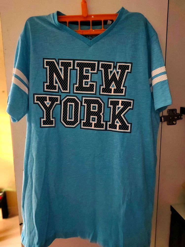 New York V-Neck T-Shirt