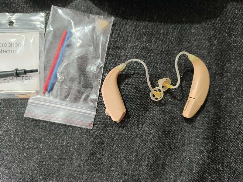 Unitron Brand Hearing Aids Only 2 Time Used