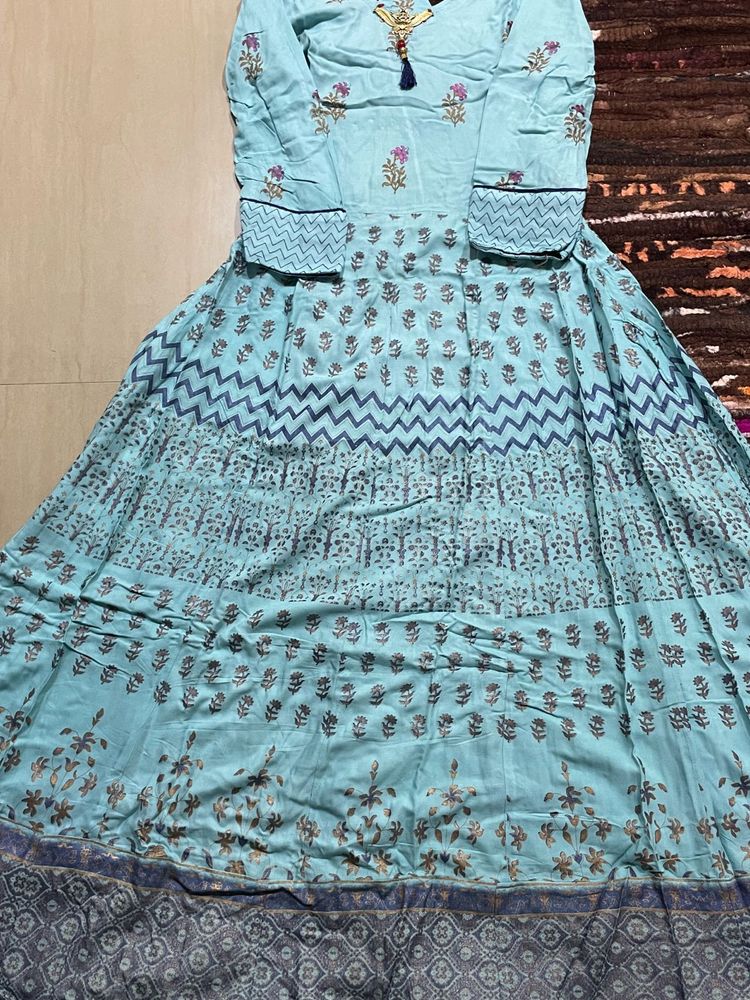 Elegant Blue Printed Kurta Set
