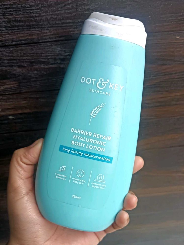 Dot &amp; Key Barrier Repaire Body Lotion 🧴