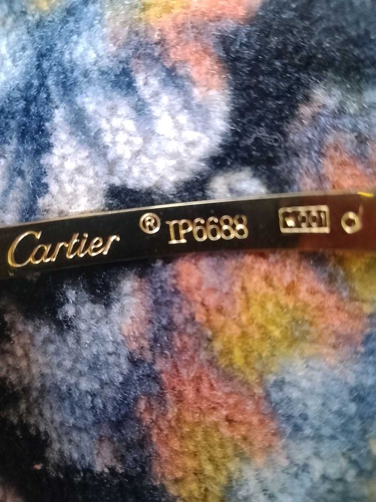 Carrier Bangle