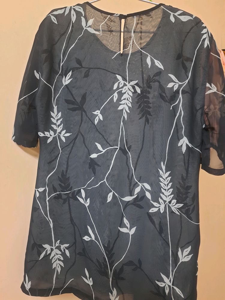 Short Kurti/ Top