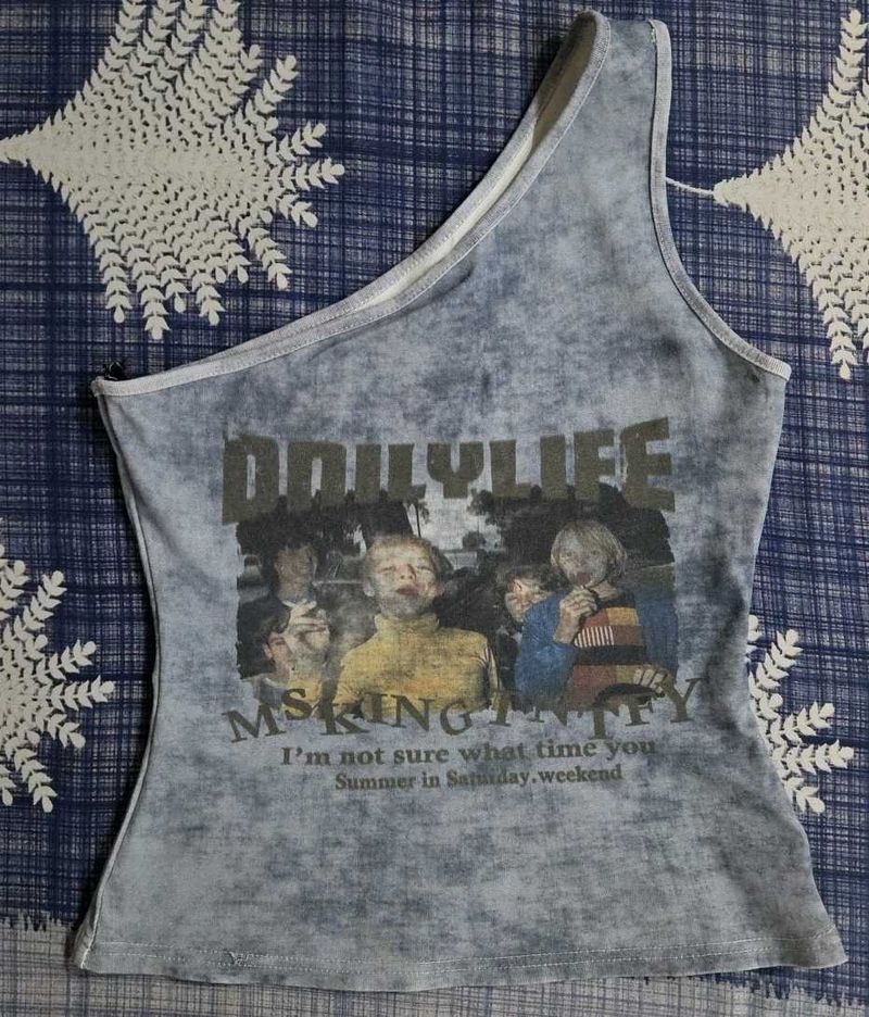 Graphic Print Tank Top