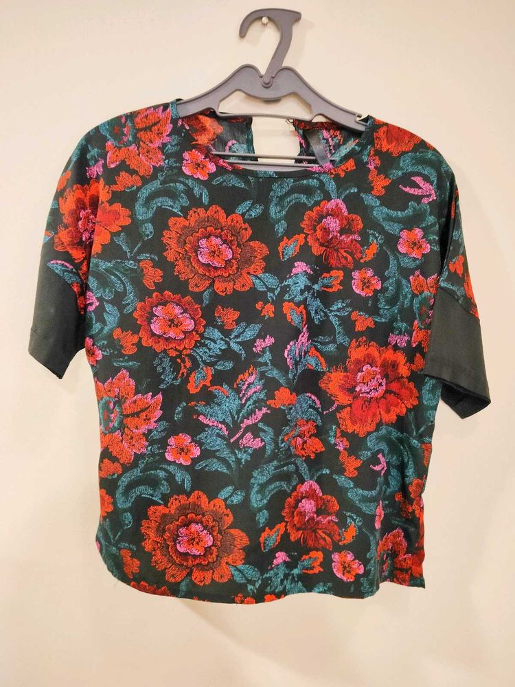 Black Floral Top For Casual Wear