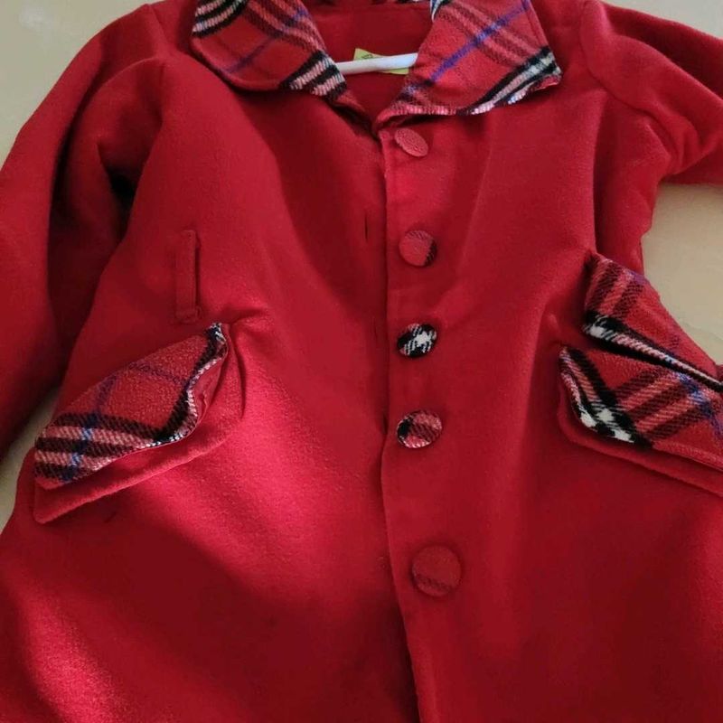 cutecumber girl red coat